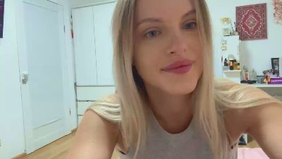 SuWangerin webcam cam4 model stream image