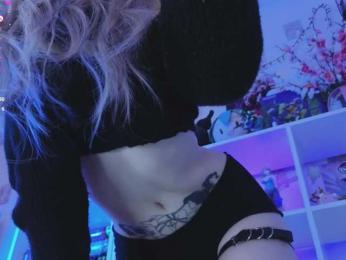 Nana-Brrrrr webcam model stream image