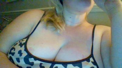 CurvyScarlettXX webcam model stream image