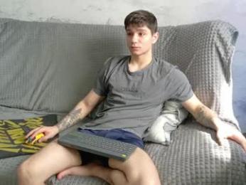 rik_and webcam model stream image