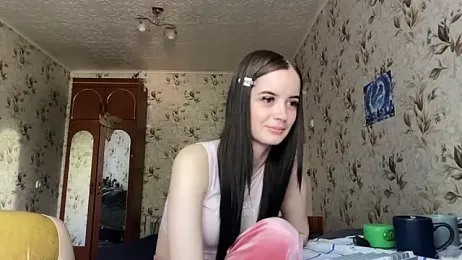 MilanaLush webcam model stream image