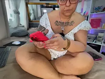 SunshineLexi webcam model stream image