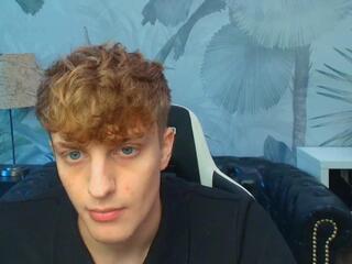 Curt Keller webcam flirt4free model stream image