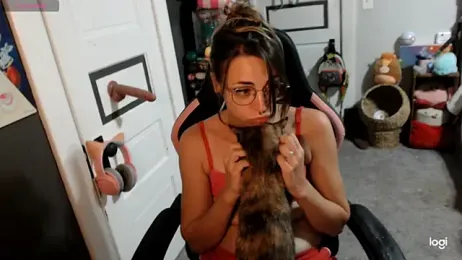 KierBearKisses webcam stripchat model stream image