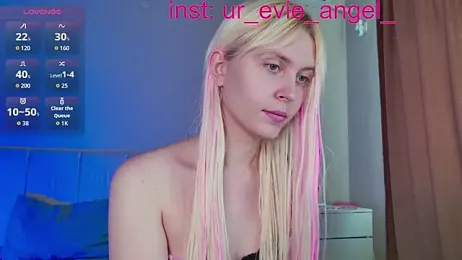 Evelyn_rabbit webcam model stream image