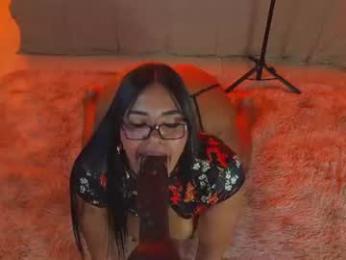 laady_brownn webcam chaturbate model stream image