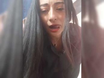 Bella-152 webcam bongacams model stream image