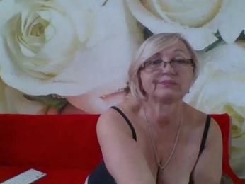 Beatris-K webcam model stream image
