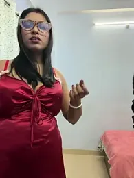 Miss_Elina webcam model stream image