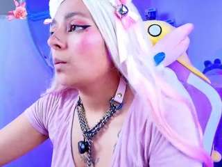 marceliinee webcam camsoda model stream image