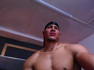 Teddy Fit webcam flirt4free model stream image