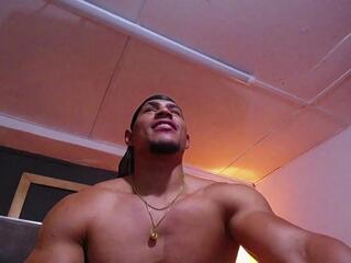 Teddy Fit webcam flirt4free model stream image