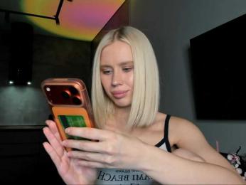 Sunlovv webcam bongacams model stream image