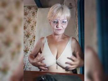 NikaGold45 webcam model stream image