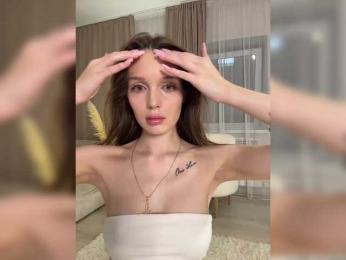 AnyaAngel webcam model stream image