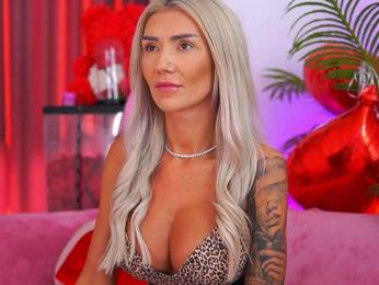 TheFallingAngel webcam model stream image