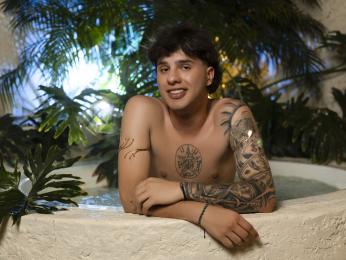 MaximoReyes webcam livejasmin model stream image