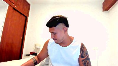 JohanSmith__ webcam model stream image