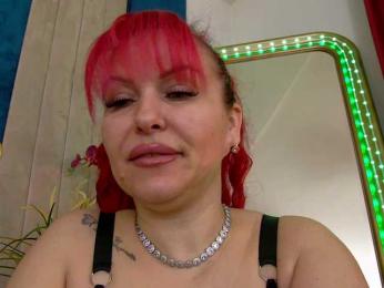 Foxxxy-MILF webcam bongacams model stream image