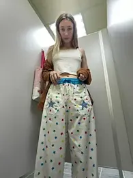Lia-see-ya webcam model stream image