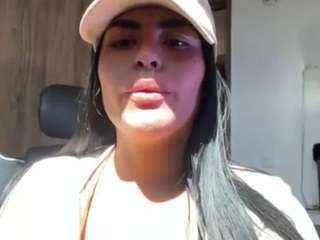 layla-nicols webcam model stream image