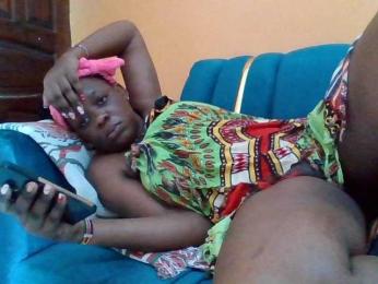 Prettyblackgal webcam model stream image