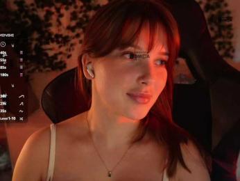 _Q_ webcam bongacams model stream image