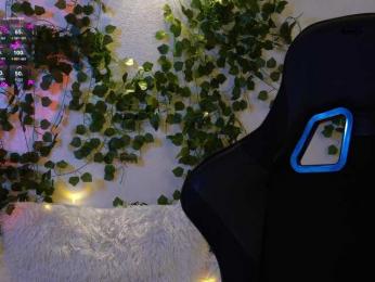 _Q_ webcam bongacams model stream image