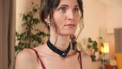 Yulla webcam model stream image