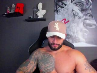 Eddie Ryan webcam model stream image