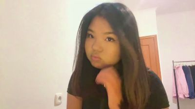 LaritaSuitt webcam cam4 model stream image