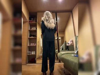 GoldPussy69 webcam model stream image