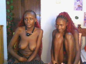 LupitaLyon webcam model stream image