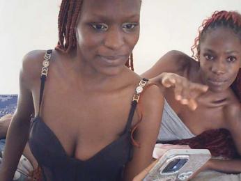 LupitaLyon webcam model stream image