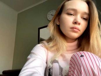 HerminiaLanting webcam bongacams model stream image