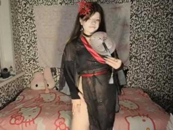 FrirenLovv webcam model stream image
