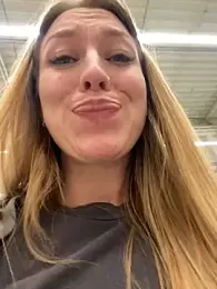 Sweet___Emily stripchat stream image, 19.05.2025 13:30