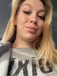 Sweet___Emily stripchat stream image, 23.05.2025 13:30