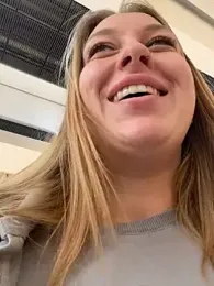 Sweet___Emily stripchat stream image, 23.05.2025 13:30