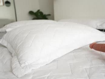 rebeccastonee chaturbate stream image, 08.06.2025 17:20