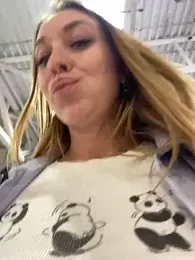 Sweet___Emily stripchat stream image, 13.06.2025 13:30