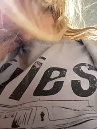 Sweet___Emily stripchat stream image, 01.07.2025 14:40