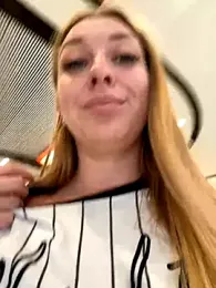 Sweet___Emily stripchat stream image, 14.07.2025 11:50