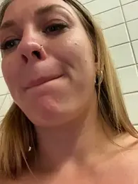 Sweet___Emily stripchat stream image, 19.07.2025 10:10