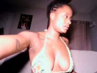 sexiiimamiii23 camsoda stream image