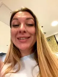 Sweet___Emily stripchat stream image, 04.08.2025 13:10