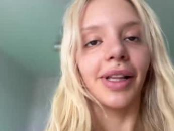 lesi_moonie chaturbate stream image, 07.08.2025 07:00