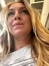 Sweet___Emily stripchat stream image, 06.09.2025 13:30