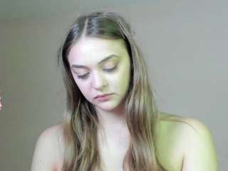 may-flowere camsoda stream image, 18.09.2025 08:00