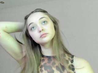 may-flowere camsoda stream image, 24.09.2025 11:10